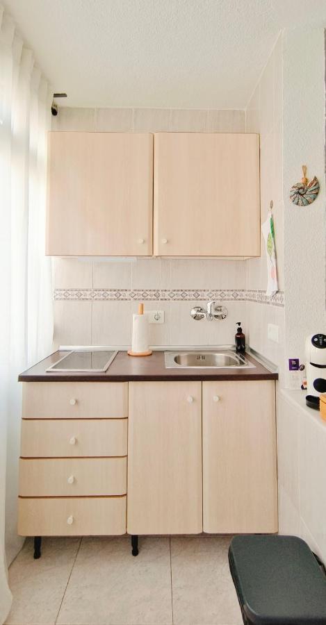J&H Apartment Torremolinos Exterior photo